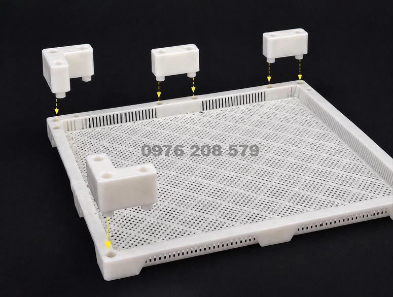 Con kê góc dùng cho khay sấy nhựa Kai6080