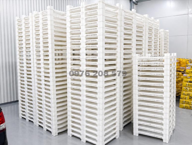 Con kê góc dùng cho khay sấy nhựa Kai6080 Con kê góc dùng cho khay sấy nhựa Kai6080